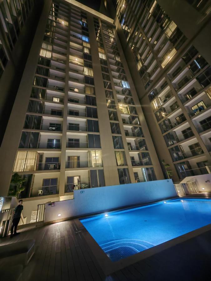 Sobha Vista Creek Reserve Burj Khalifa View And Lagoon Apartment