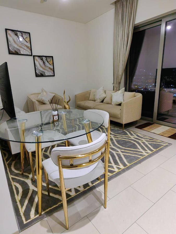 Sobha Vista Creek Reserve Burj Khalifa View And Lagoon Apartment